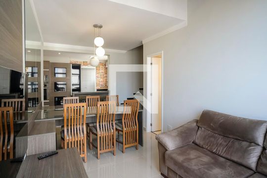 Sala de apartamento para alugar com 1 quarto, 67m² em Rudge Ramos, São Bernardo do Campo