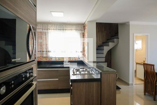 Cozinha de apartamento para alugar com 1 quarto, 67m² em Rudge Ramos, São Bernardo do Campo