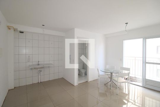 Kitnet/Studio para alugar com 1 quarto, 27m² em Vila Ré, São Paulo