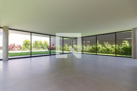 Casa à venda com 6 quartos, 518m² em Alto de Pinheiros, São Paulo