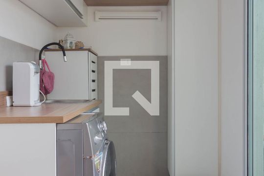 Área de Serviço de casa à venda com 3 quartos, 180m² em Taboão, São Bernardo do Campo