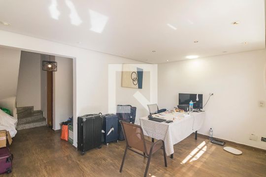 Sala de casa à venda com 3 quartos, 138m² em Vila Valparaiso, Santo André