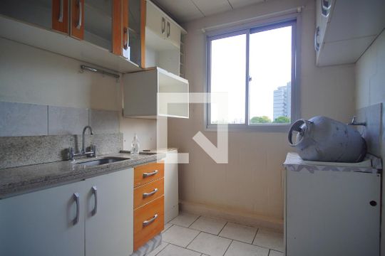 Cozinha de apartamento à venda com 2 quartos, 51m² em Rio dos Sinos, São Leopoldo