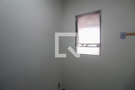 Quarto 2 de casa para alugar com 2 quartos, 60m² em Parque Independência, São Paulo