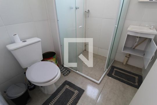 Banheiro de apartamento para alugar com 2 quartos, 48m² em Engenho Novo, Rio de Janeiro