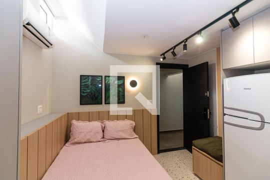 Kitnet/Studio para alugar com 1 quarto, 18m² em Asa Norte, Brasília