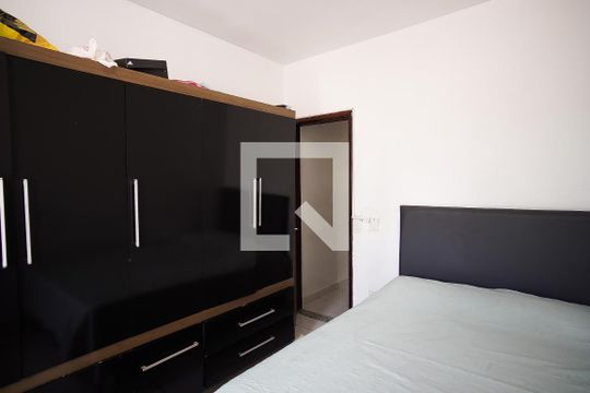 Quarto 1 de casa para alugar com 3 quartos, 72m² em Planalto, Belo Horizonte