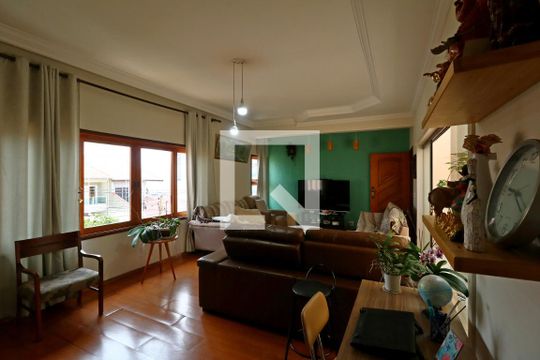 Casa à venda com 2 quartos, 420m² em Vila Camilópolis, Santo André