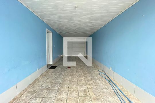 Garagem de casa à venda com 4 quartos, 310m² em Jardim Itu, Porto Alegre