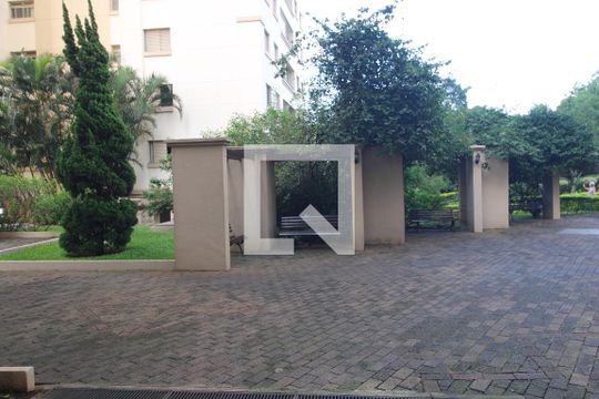 Área comum de apartamento para alugar com 3 quartos, 68m² em Vila Isa, São Paulo