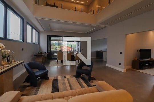 Casa de Condomínio à venda com 3 quartos, 390m² em Medeiros, Jundiaí