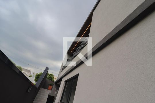 Quintal de casa de condomínio à venda com 3 quartos, 390m² em Medeiros, Jundiaí