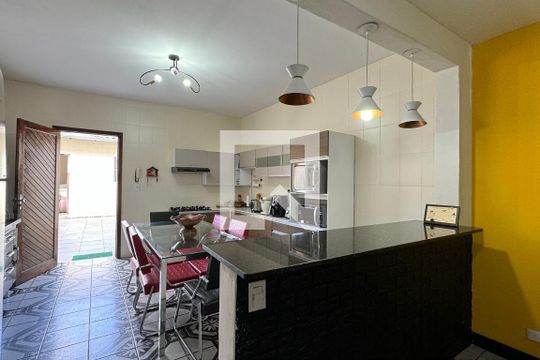 Cozinha de casa à venda com 3 quartos, 180m² em Nova Aldeinha/aldeia, Barueri