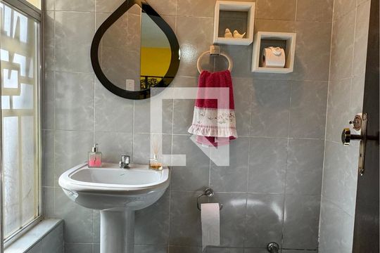 Lavabo de casa à venda com 3 quartos, 180m² em Nova Aldeinha/aldeia, Barueri