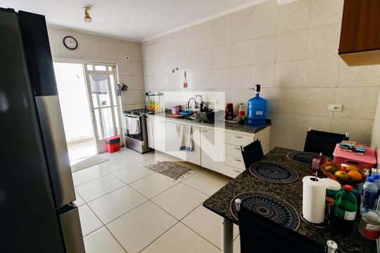 Cozinha - Armários de casa à venda com 4 quartos, 310m² em Jardim Londrina, São Paulo