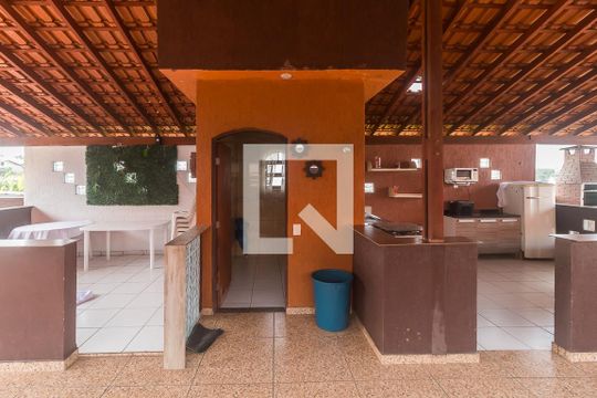 Área gourmet  de casa para alugar com 2 quartos, 500m² em Vila Aurea, Poá