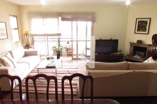 Apartamento à venda com 4 quartos, 151m² em Vila Suzana, São Paulo