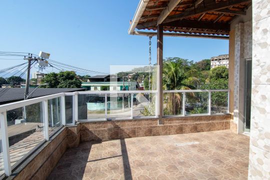 Terraço de casa para alugar com 4 quartos, 250m² em Jardim Primavera, Duque de Caxias