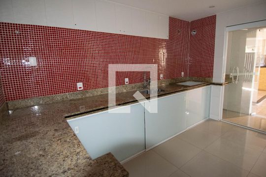 Cozinha de casa para alugar com 4 quartos, 250m² em Jardim Primavera, Duque de Caxias
