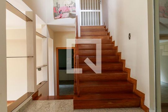 Sala de casa para alugar com 4 quartos, 465m² em Brooklin, São Paulo