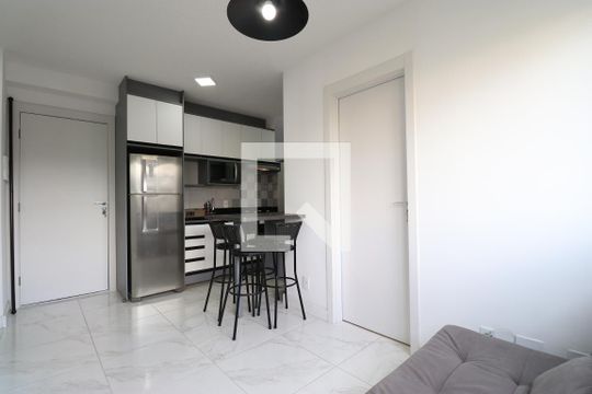 Sala de apartamento para alugar com 2 quartos, 34m² em Várzea da Barra Funda, São Paulo