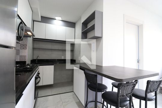 Cozinha de apartamento para alugar com 2 quartos, 34m² em Várzea da Barra Funda, São Paulo