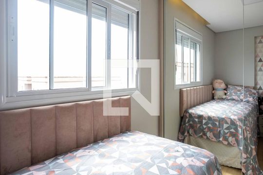 Quarto 2 de apartamento à venda com 2 quartos, 46m² em Centro, Diadema