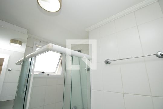 Banheiro, box e chuveiro de apartamento à venda com 2 quartos, 55m² em Vila Olímpia, São Paulo