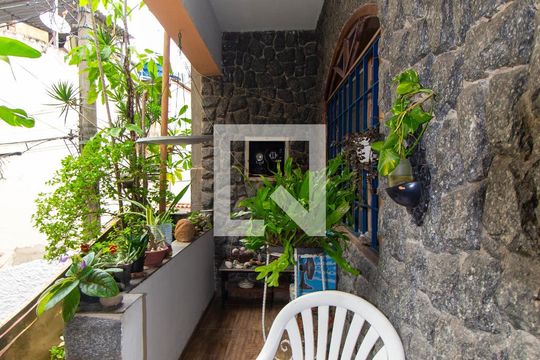 Casa de Condomínio à venda com 3 quartos, 200m² em Santa Rosa, Niterói