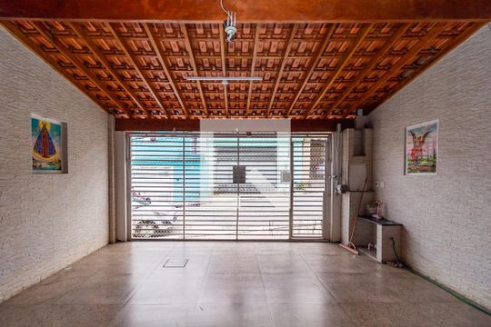 Garagem de casa para alugar com 1 quarto, 140m² em Jardim Independência (são Paulo), São Paulo