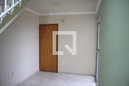 Sala  de apartamento para alugar com 2 quartos, 75m² em Jardim Riacho das Pedras, Contagem