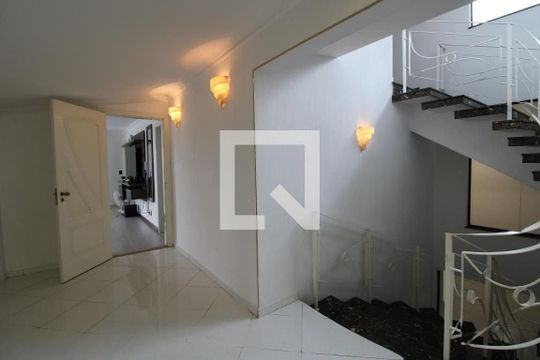 Casa de Condomínio à venda com 4 quartos, 700m² em Brooklin, São Paulo