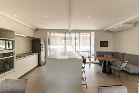 Área comum de kitnet/studio para alugar com 1 quarto, 24m² em Campos Elíseos, São Paulo