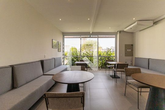 Área comum de kitnet/studio para alugar com 1 quarto, 24m² em Campos Elíseos, São Paulo