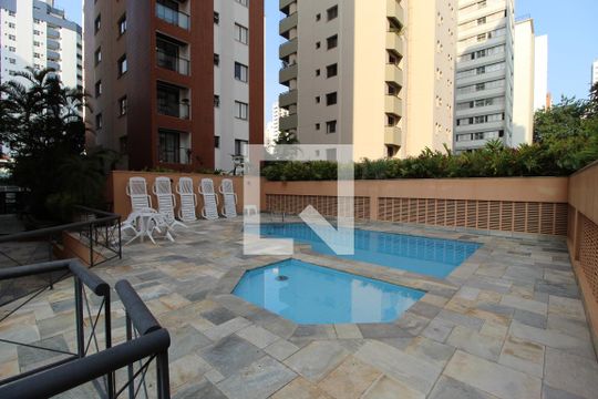 Área Comum - Piscina de apartamento para alugar com 2 quartos, 68m² em Moema, São Paulo
