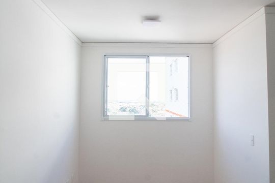 Sala de apartamento para alugar com 2 quartos, 37m² em Jardim Miriam, São Paulo
