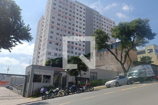 Fachada do Prédio de apartamento para alugar com 2 quartos, 37m² em Jardim Miriam, São Paulo