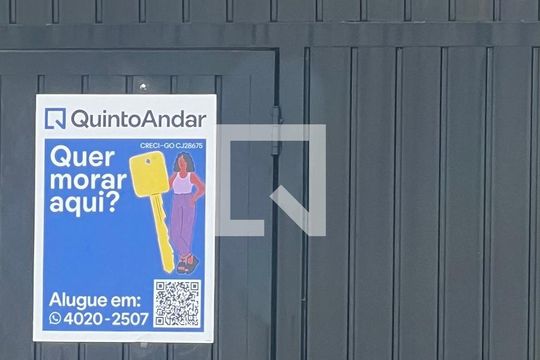 Plaquinha de casa para alugar com 3 quartos, 115m² em Setor Leste Universitário, Goiânia