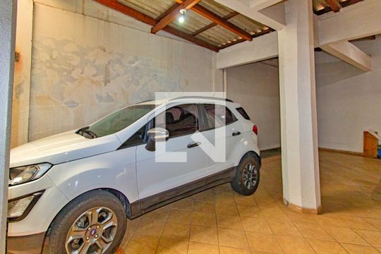 Garagem 2 vagas de apartamento à venda com 3 quartos, 156m² em Centro, Canoas