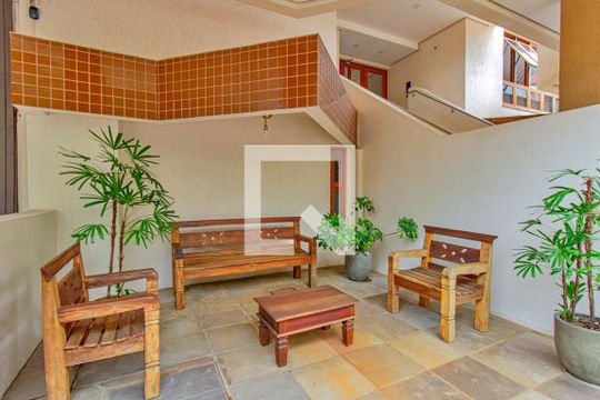 Hall social de apartamento à venda com 3 quartos, 156m² em Centro, Canoas