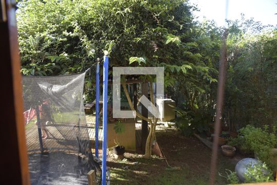 Sala 2 de casa de condomínio para alugar com 3 quartos, 320m² em Jardim Colibri, Cotia