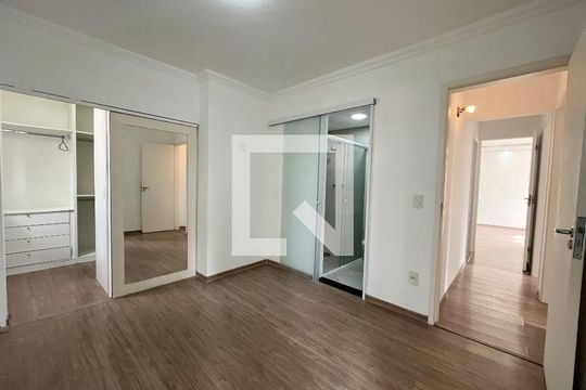 Suite de apartamento à venda com 3 quartos, 87m² em Vila Mascote, São Paulo
