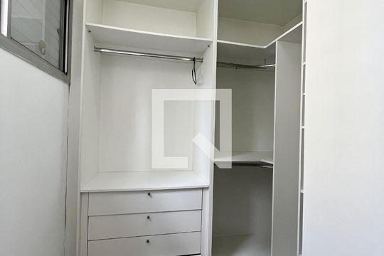 Closet da suíte de apartamento à venda com 3 quartos, 87m² em Vila Mascote, São Paulo