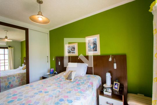 Quarto 1 - Suíte de casa à venda com 4 quartos, 200m² em Vila Scarpelli, Santo André