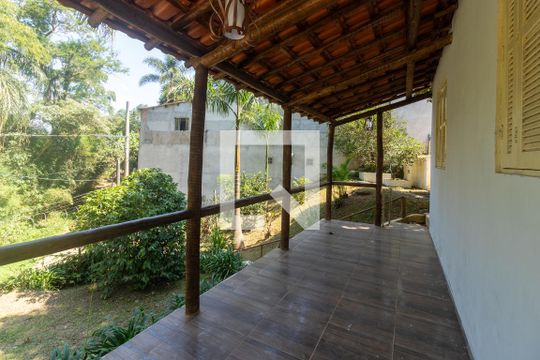 Varanda de casa para alugar com 3 quartos, 1200m² em Chacaras Santa Maria, Embu das Artes