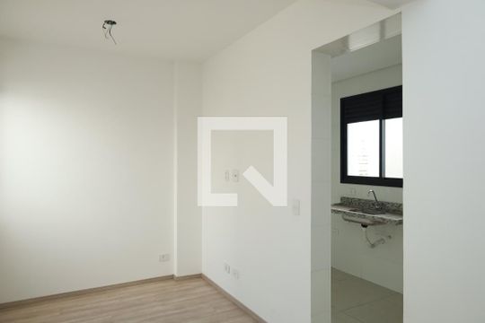 Sala de apartamento para alugar com 2 quartos, 48m² em Vila Curuçá, São Paulo