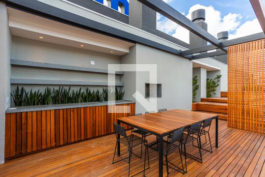 Área comum - Churrasqueira de kitnet/studio para alugar com 1 quarto, 26m² em Rio Branco, Porto Alegre