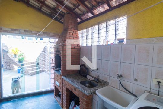 Área de Serviço de casa à venda com 3 quartos, 70m² em Jardim Penha, São Paulo
