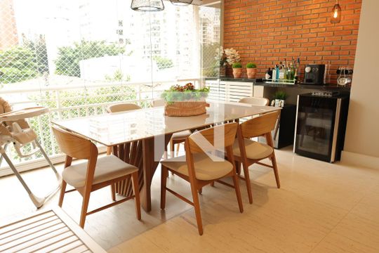 Sala de Jantar de apartamento à venda com 3 quartos, 120m² em Vila Nova Conceição, São Paulo