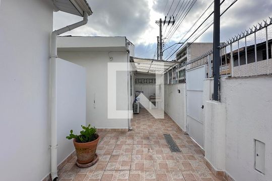 Quintal de casa para alugar com 1 quarto, 35m² em Chácara Santo Antônio (zona Sul), São Paulo